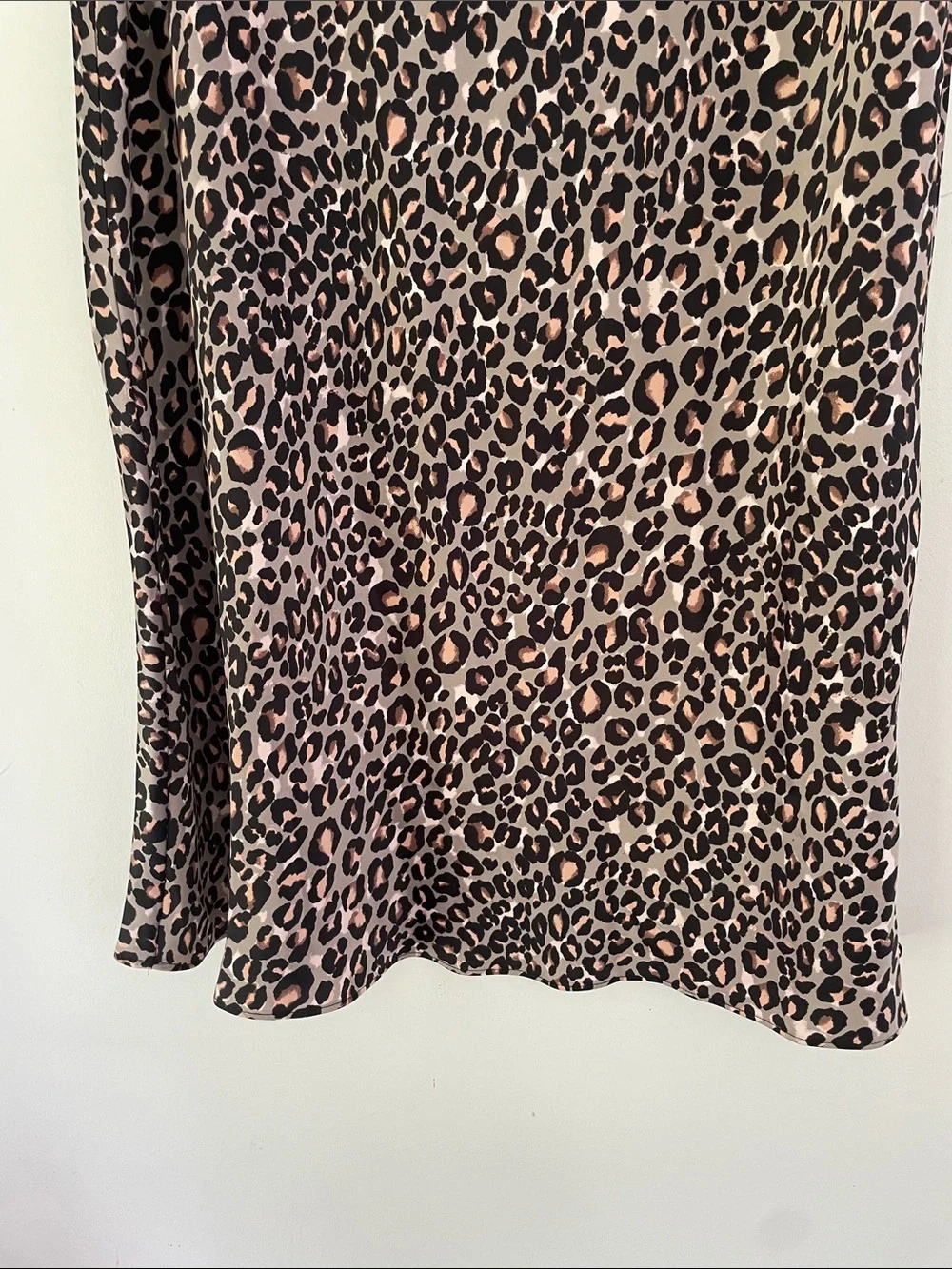 Victoria's Secret Leopard Print Midi Lightweight Slip Skirt in Pink & Black Lg